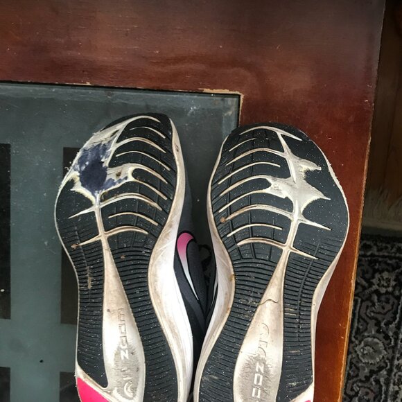 Well Worn Women's Size 7 Running Shoes - Picture 5 of 7